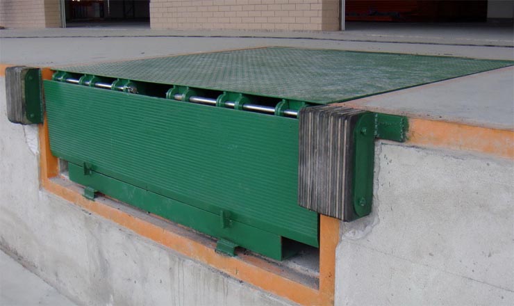 固定式液壓登車橋(高度調節板）_4